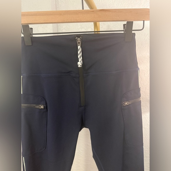 Splits59 Black High Waist Performance Leggings Size Medium Zip Pockets - Picture 4 of 11